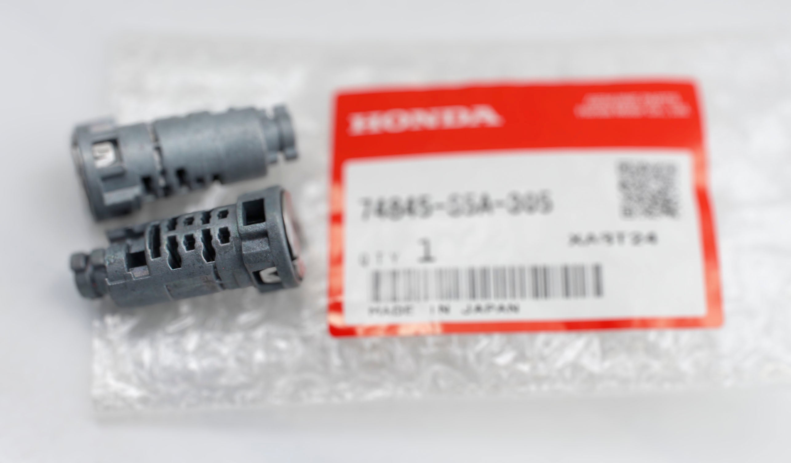 Honda OEM Trunk/Hatch Cylinders Plugs for the Honda OEM Tumbler Kit - Refill pack of 2